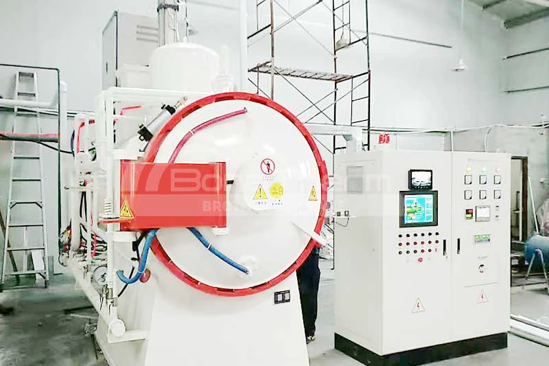 Vacuum-oil-quenching-furnace