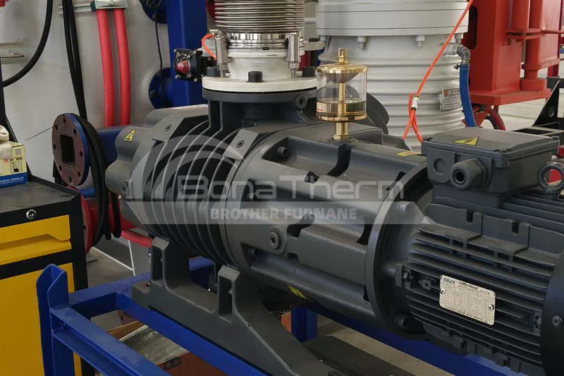 vacuum-pump