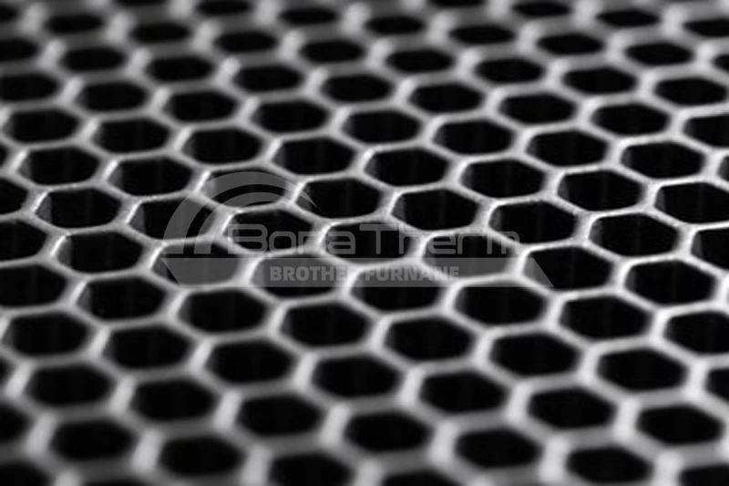 honeycomb-metal